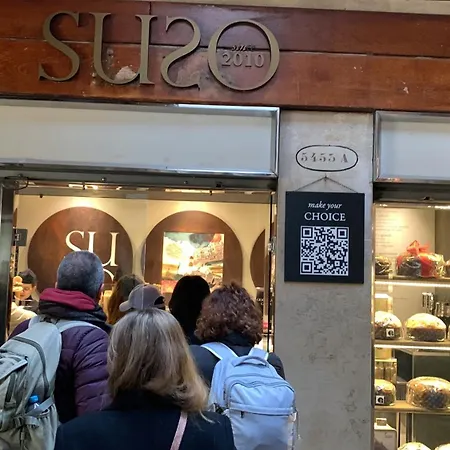 A Pochi Passi Da San Marco *