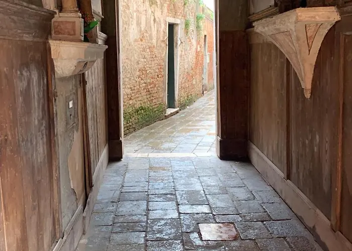 A Pochi Passi Da San Marco Apartment *