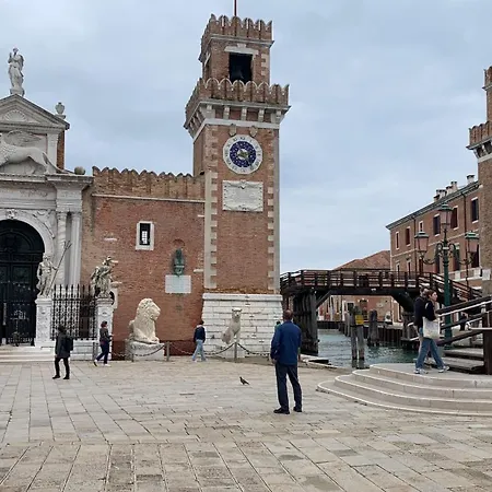 A Pochi Passi Da San Marco